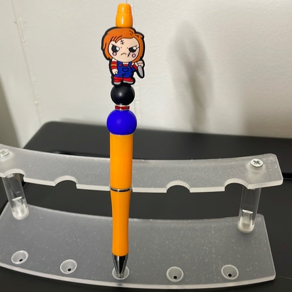 Chucky Pen - Picture 1 of 2